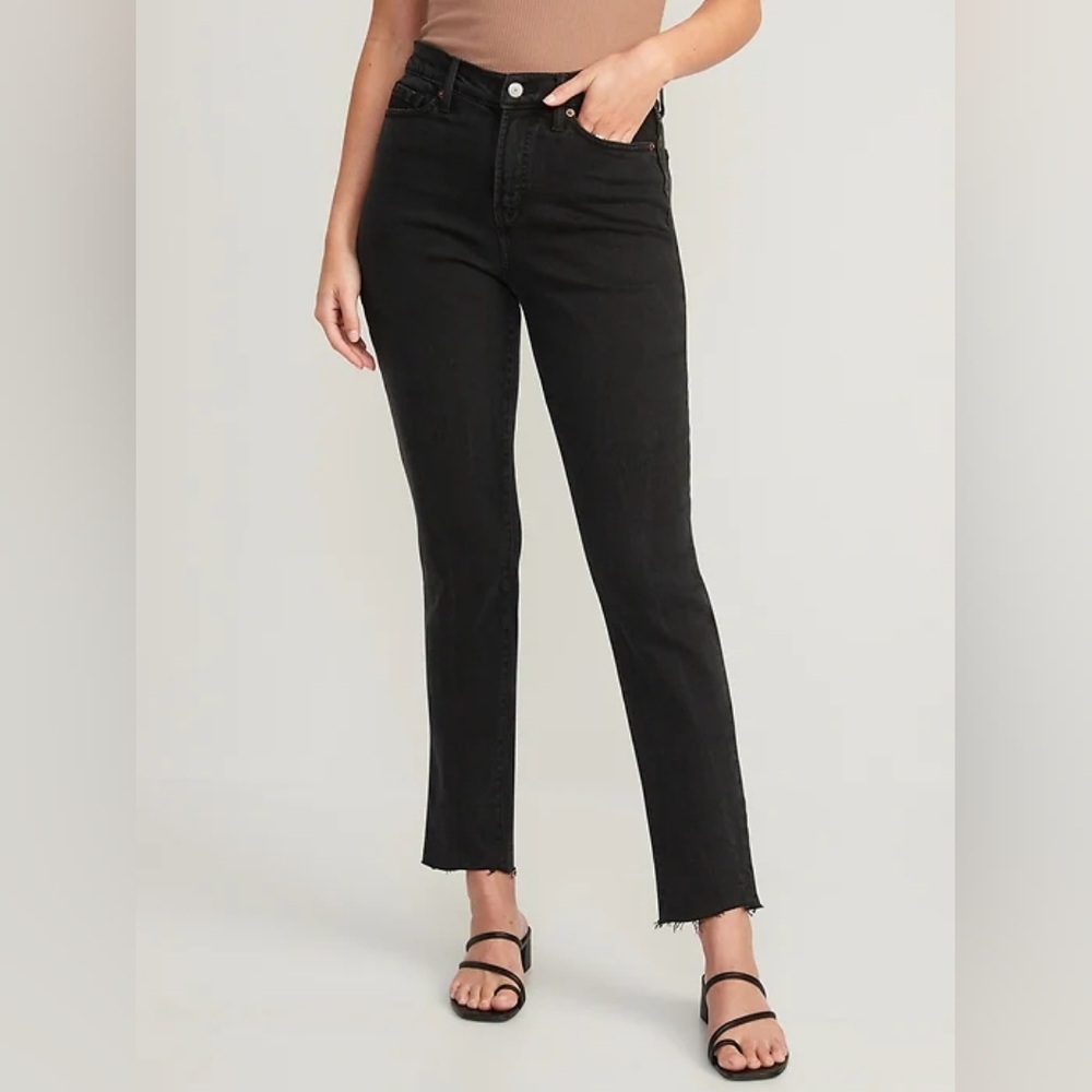 Old Navy Power Straight Jeans Womens Size 12 Black Cut Off Ankle Length Denim